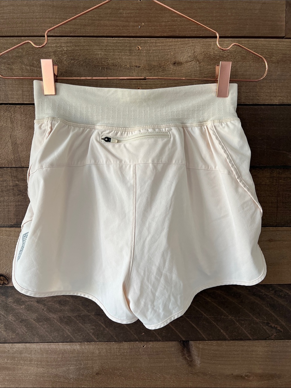 Smartwool Women's Intraknit Active Lined Shorts in Cream Tan Size Small - Picture 5 of 10